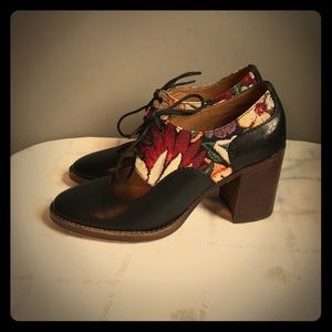 Patricia Nash Oxfords